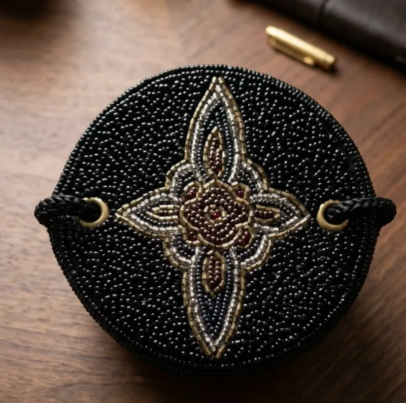 Cartera Bordada Eclipse